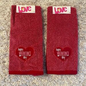 Set of 2 Valentine’s Day hand towels